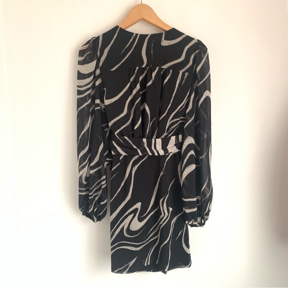 Dynamite Black Grey Abstract Sheer Sleeve Mini Dress - Picture 7 of 11